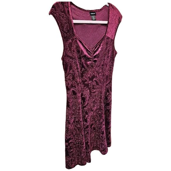 TORRID EMBOSSED Skull Velvet Baroque Sweetheart Neckline WITCHYCORE Dress M/L - Picture 9 of 14